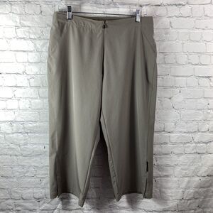 Sugoi Womens Size M Tan Beige Lightweight Crop Zip Front Active Pant Knickers